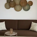 Buzzstays: 1-bed Bungalow, Garden, Near Yumbo & Appartement