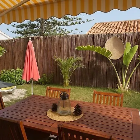 Buzzstays: 1-bed Bungalow, Garden, Near Yumbo & Maspalomas (Gran Canaria)